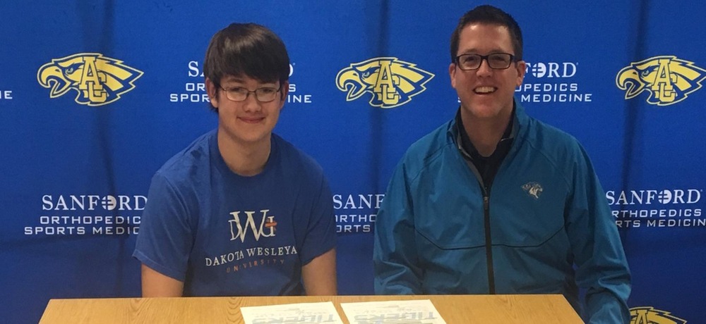 Lundy inks with DWU men’s golf