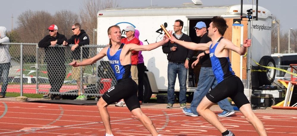 Rabenberg and Lamer lead the way for DWU at Dordt Indoor Invite