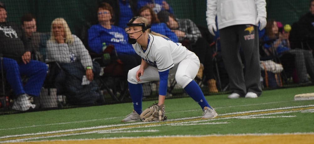 Softball drops pair of contests at PC Dome Classic