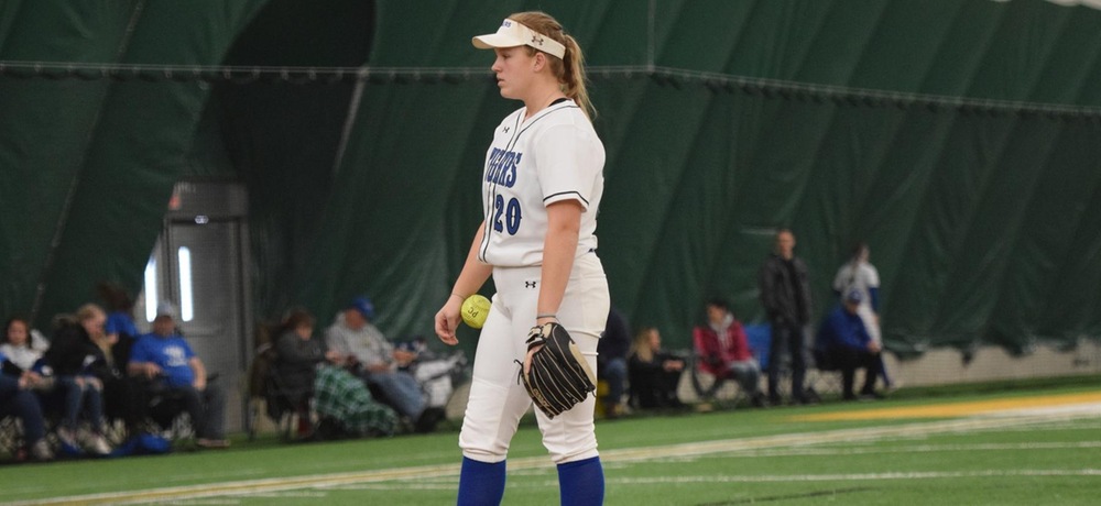 Softball picks up pair of wins at PC Dome Classic