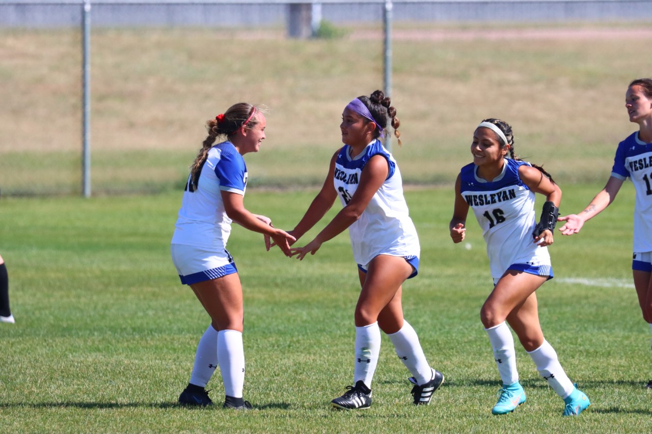 WOMEN'S SOCCER CONTINUES MOMENTUM WITH A 1-0 VICTORY AGAINST THE WARRIORS