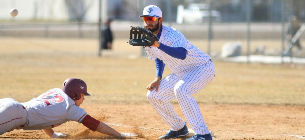 Oropeza homerun lifts DWU to second game victory over Broncos