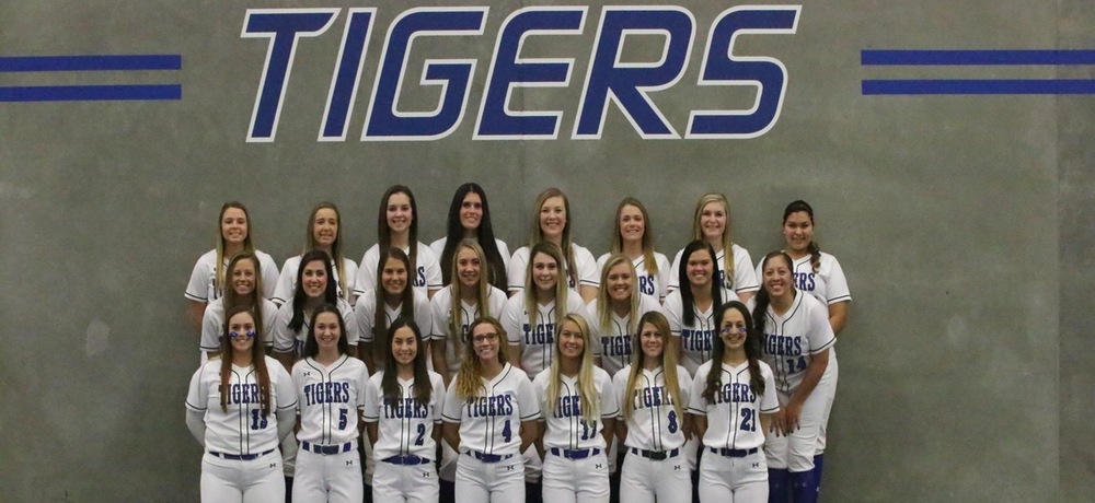 Softball turns focus towards conference play