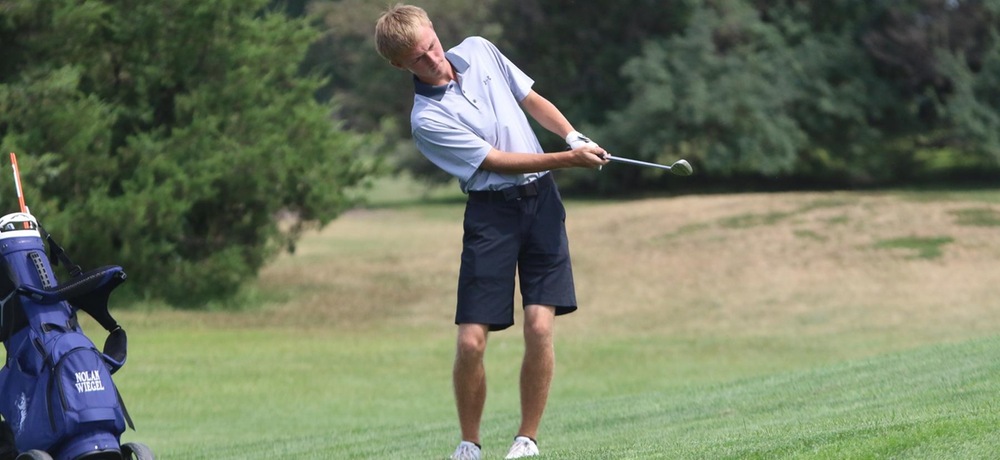 Wiegel tied for second at GPAC Fall Qualifier